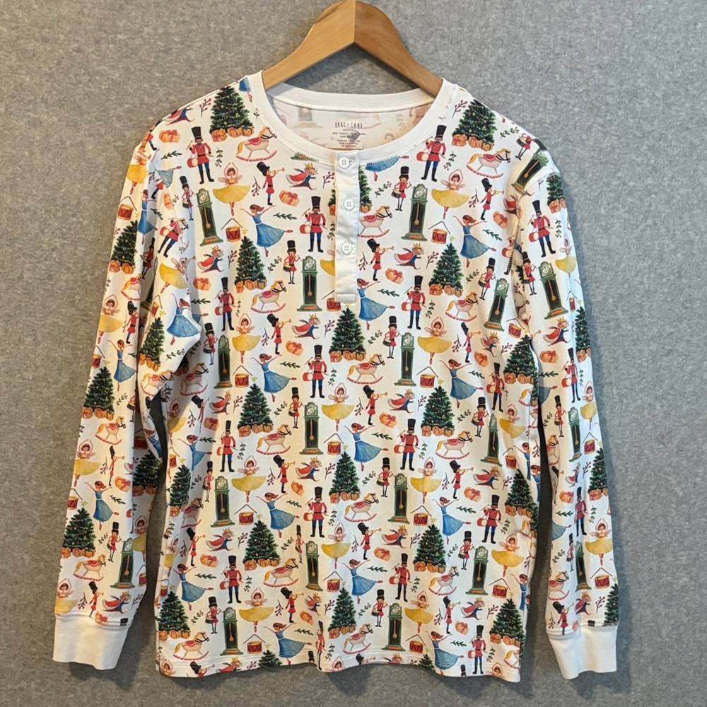 Hart & Land Holiday Print Long Sleeve Pajama Top size Medium